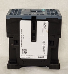 Siemens Sirius 3RH2122-2BB40 Contactor Relay 10A 240V AC / DC 24V