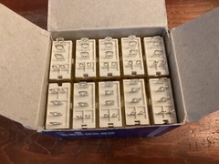 Idec RH1B-U DC 24 Volts Relay – 10 Pieces