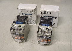 LOT OF 2 TELEMECANIQUE CONTROL RELAY CA2-DN22F7 **UNUSED SURPLUS**