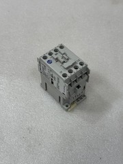 Allen Bradley 700-CF220D Control Relay 110v/120v SER. A
