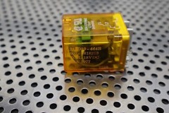 211D10-464B 007-9818213 Relays 18VDC Coil New Old Stock (Lot of 5)