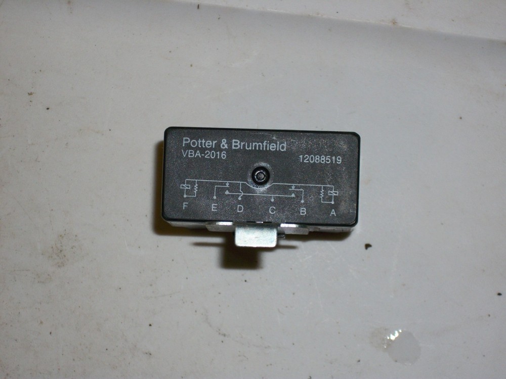 Potter and Brumfield 12088519 VBA-2016 Solid State Relay 12VDC 6 Pins