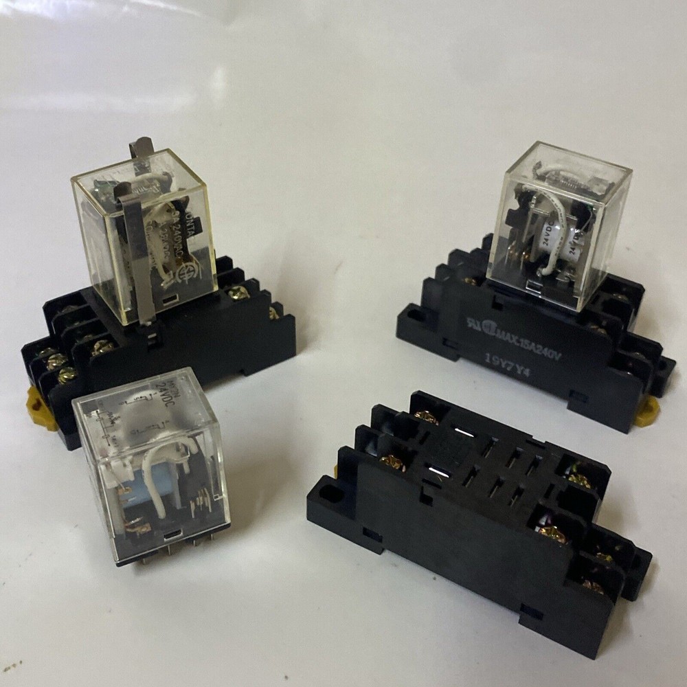 Omron Relays With Sockets 2 (2-M4X12) 1 (2-M4X10) 1 (MY2ZN) 1 (MY2N) 1 (LY2N-D2)