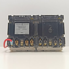 GE 120C24802 Industrial Relay 115V 60Hz Reset Operate Coil No Box