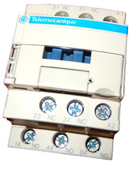 Telemecanique Cutter CAD32M7 -Unused-