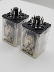 2PC 3XT7112-1DC03C Relay w Socket Base 10A 277V 8Pin 24V Coil 3TX7144-4E2