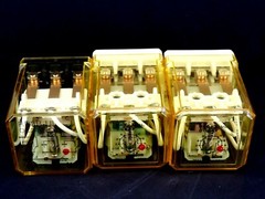 IDEC Compact Power Relay Lot Including RR3PA-UL, RH4B-UL, RR3B-UL, RY4S-UL &More