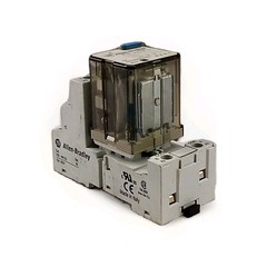 Allen-Bradley 700-HB33Z24-3-4 Ser. E 24V 15A Relay W. 700-HN153 Ser. B Base