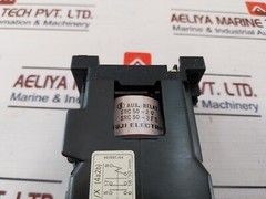 Fuji Electric SRC50-2U/X (4A2B) Auxiliary Relay 380-440V 50/60Hz