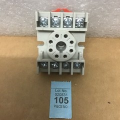 Eaton D3PA2 A2 Octal Relay Socket, 2-Pole 10A 300V Din Rail