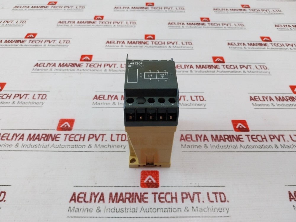 Telemecanique LA9-Z90F Control Relay 110-127V 50-60HZ