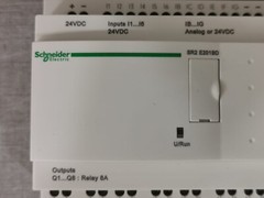 SCHNEIDER ELECTRIC ZELIO SR2 E201BD COMPACT SMART RELAY