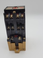 Allen-Bradley 700-P400A1 AC Control Relay 10A 600VAC Series B Coil 110/115-120V