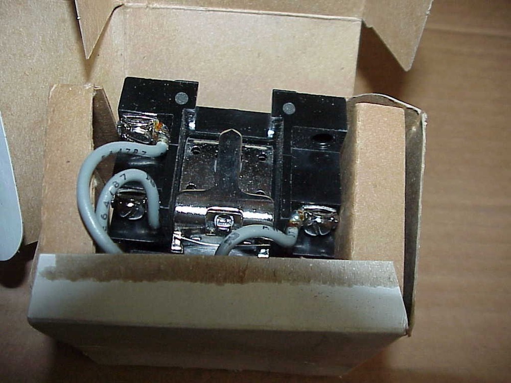 DAYTON 5Z434 Relay, Power , 1 HP @ 120 V , 25 AMP CONTACT AMP RATING .