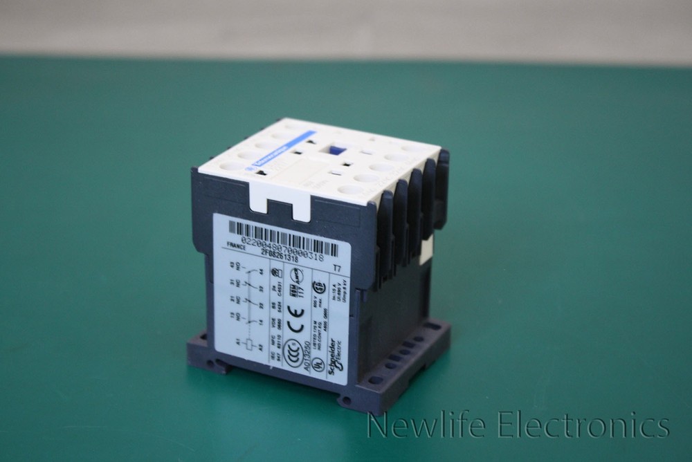 New Square D CA2KN22T7 480V 50/60Hz Control Relay 078713