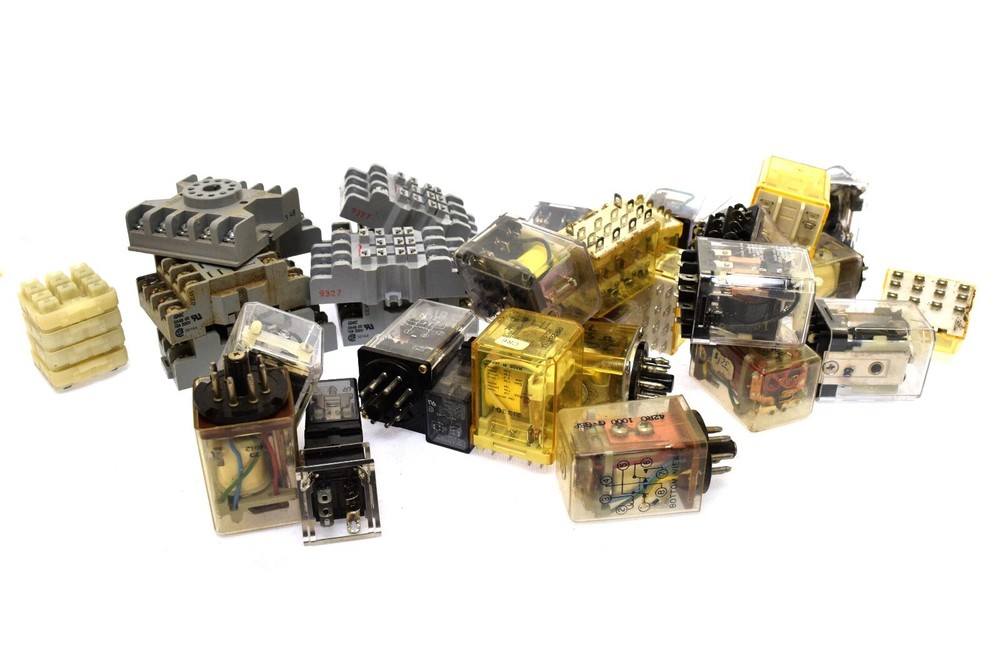 Vintage Assorted Various Brands and Mount Type Power Relays (QTY 25 Realys)