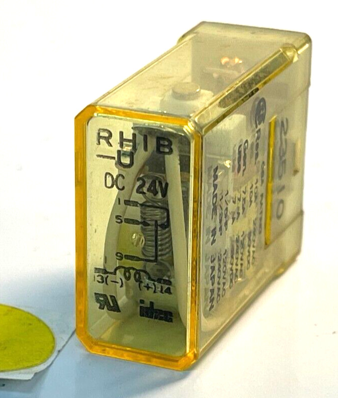 IDEC 52Z20 DC24V CONTACT RELAY RHIB-U 11-PIN AC120V