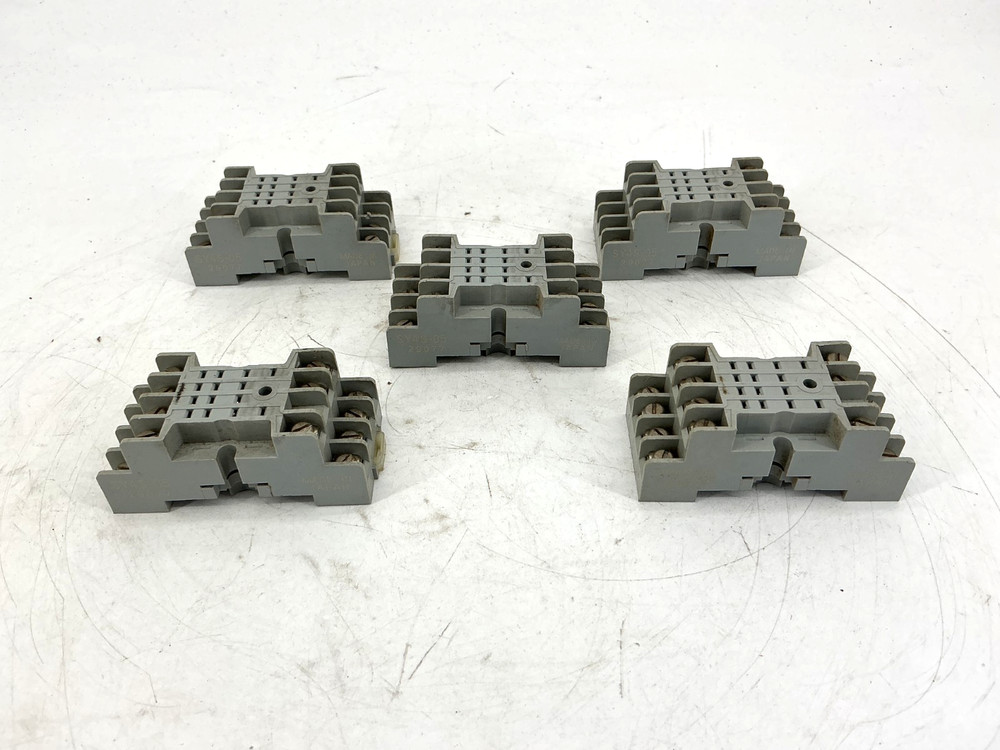 Lot of 5 Unbranded SY4S-05 Relay Socket 14-Pin 7A 300V SY4S05 29077