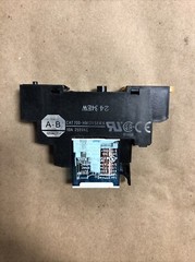 Allen Bradley CAT 700-HN121 Series A with 700-HK 367Z24
