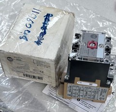 ALLEN BRADLEY 700-P400A1 SER. E 110/115-120V 10A