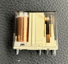 PCB Mount SCHRACK Relay 24V dc Coil 16A Switching Current