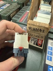 NEW NO BOX Telemecanique RHN41 Relay With Base Schneider