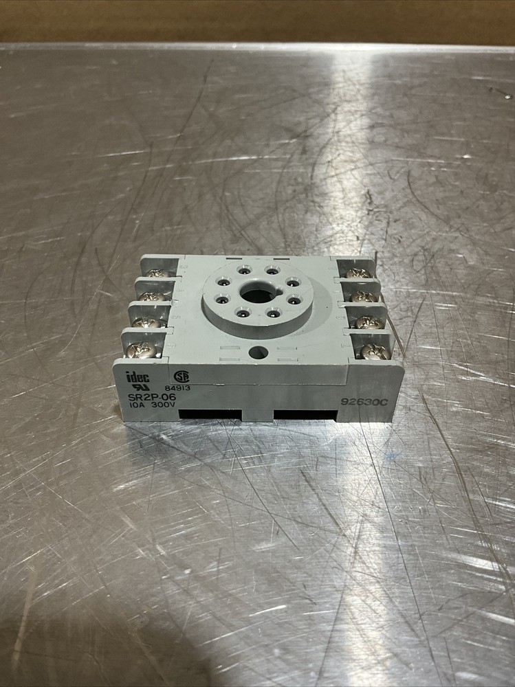 IDEC SR2P-06 8 Pin Octal Relay Socket Base, 10A, 300V, NOS Surplus