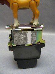 NEMA 700-N Low Profile Industrial Relay 700-N800A1 Series C Allen Bradley