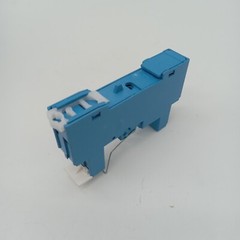 Finder 95.83.3 10A 250V Din-Rail Screw Terminal Box of 8