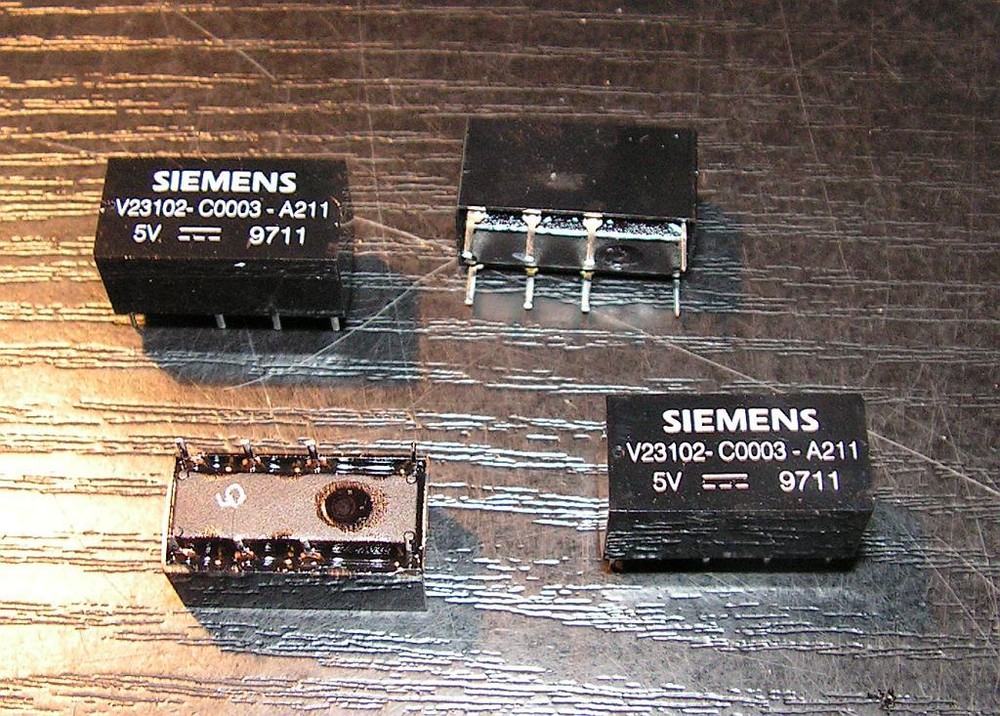 Siemens V23102C0003A211 5Vdc DPDT minature relay Lot-4pcs