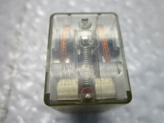 ALLEN BRADLEY 700-HF32A1 SER.A RELAY 120VAC NSNP