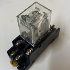 Omron Relays With Sockets 2 (2-M4X12) 1 (2-M4X10) 1 (MY2ZN) 1 (MY2N) 1 (LY2N-D2)