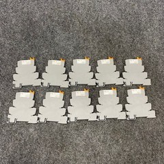 PHOENIX CONTACT PLC-RSC-24UC/21 Relay Module 24VDC, 250V Switch, Box of 10