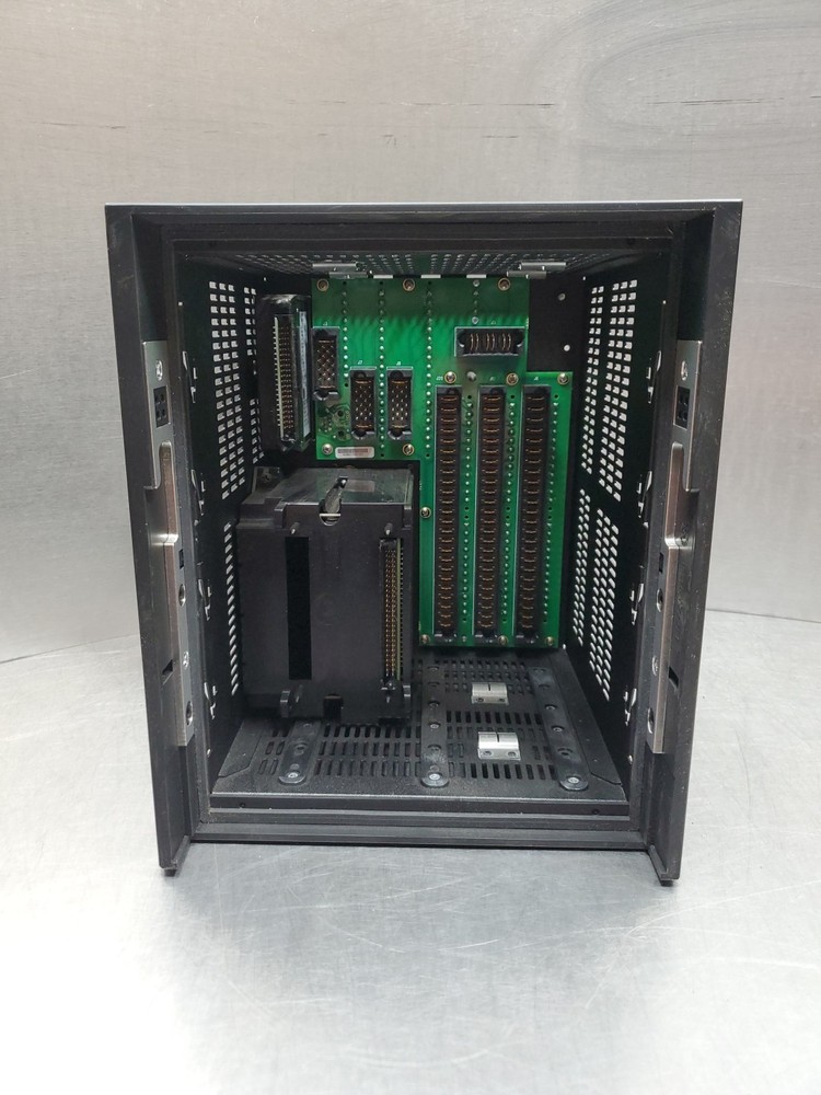 GE 850-EP5NNG5HNNAANGAPFB2ESNBN Multilin 850 Feeder Protection System.