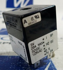 Airpax Snapak PR29-27567-1 Relay 20A 32VDC 125VAC *USED