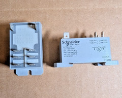 Schneider Electric RPF2AF7 Panel Mount Power Relay, 30A; DPST-NO; 120VAC