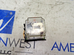 Dayton 3X741E 24 Volt Relay with socket base 05Y9HP
