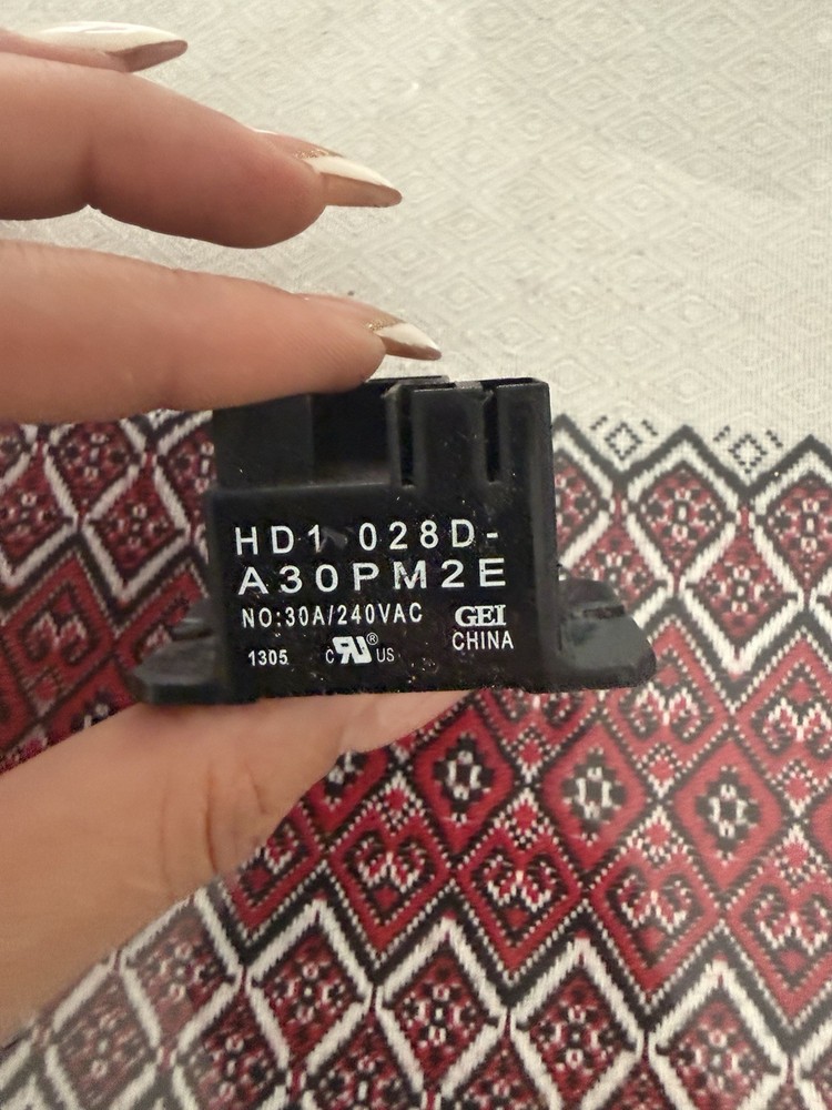 GEI HD1-028D-A30PM2E 30A 240VAC 2 Pole Contactor CRR9-5 Warren Technology HVAC