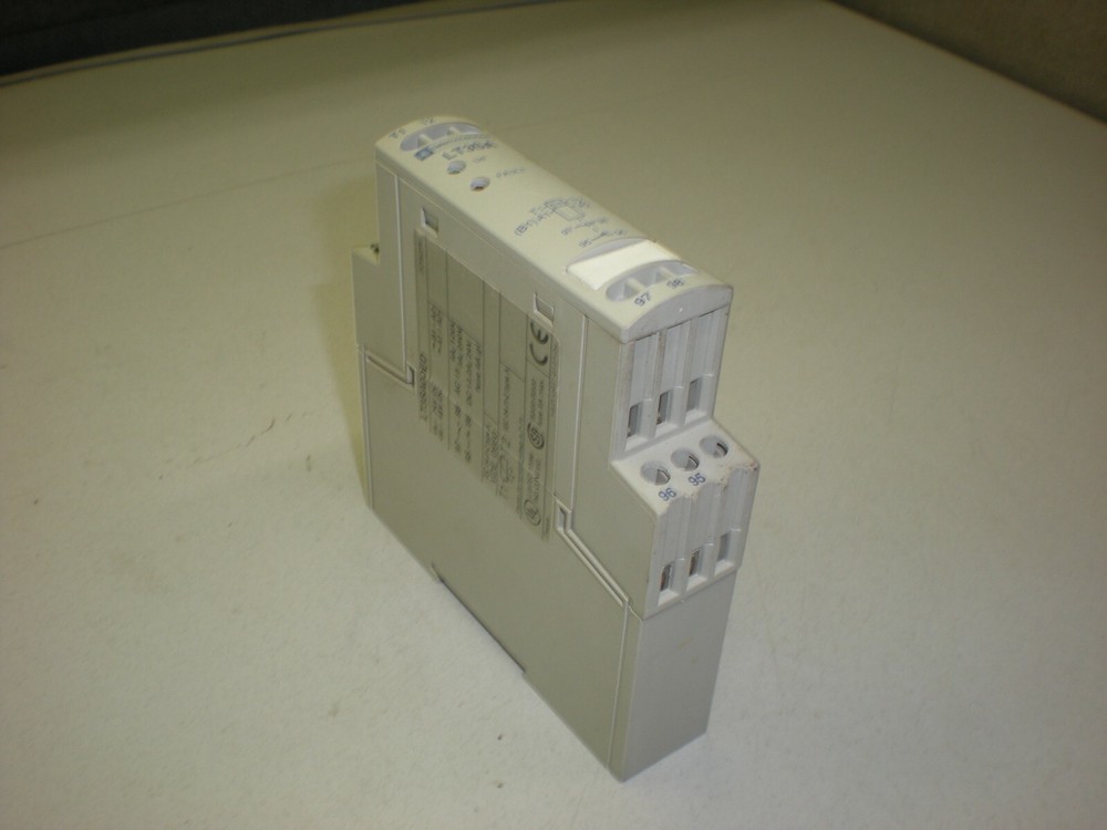 Telemecanique LT3SA00ED Thermistor Protection Relay, 24/48VDC – Din Rail Mount