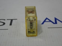 IDEC RH1B-U DC 24V RELAY 10A Box of 10