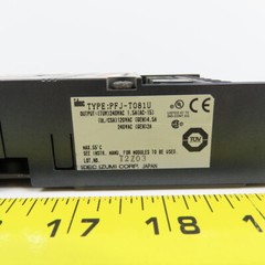 Idec PFJ-T081U 8-Relay Output Module 120/240VAC Output