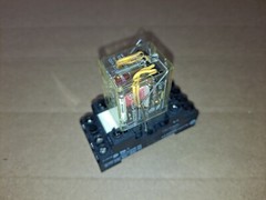 Allen Bradley 700-HC24A1 SER. A Relay 700-HN 103 SER. B Base Fast Shipping
