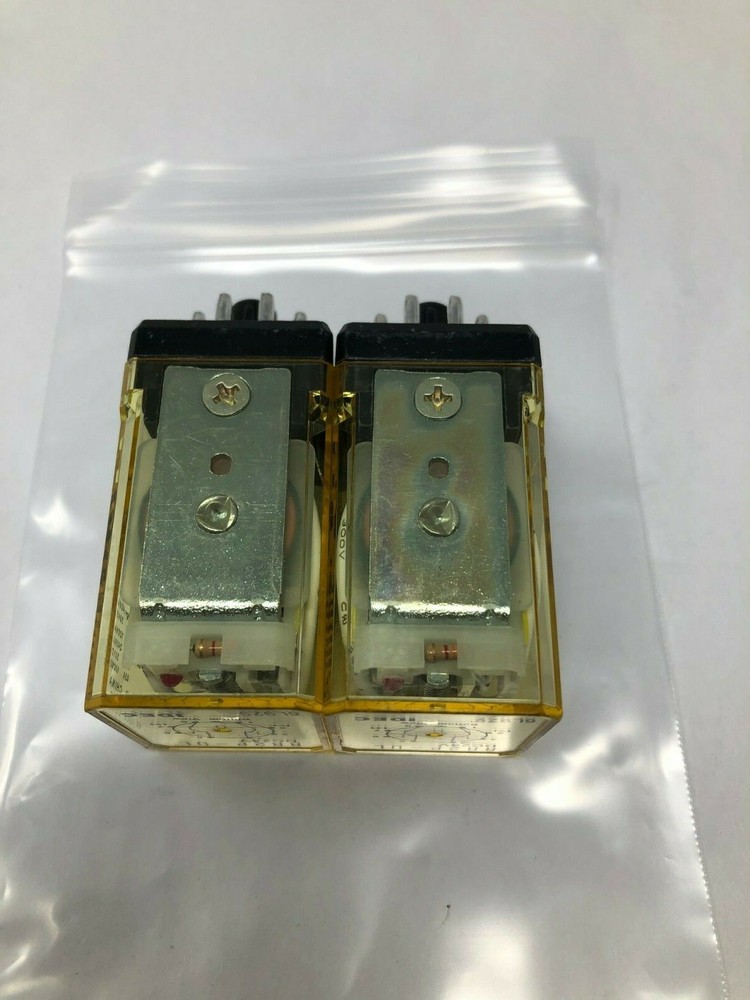 2-IDEC RR2P-UL-DC24V Industrial Power Relay 24-VDC 10A 8-Pin Terminal