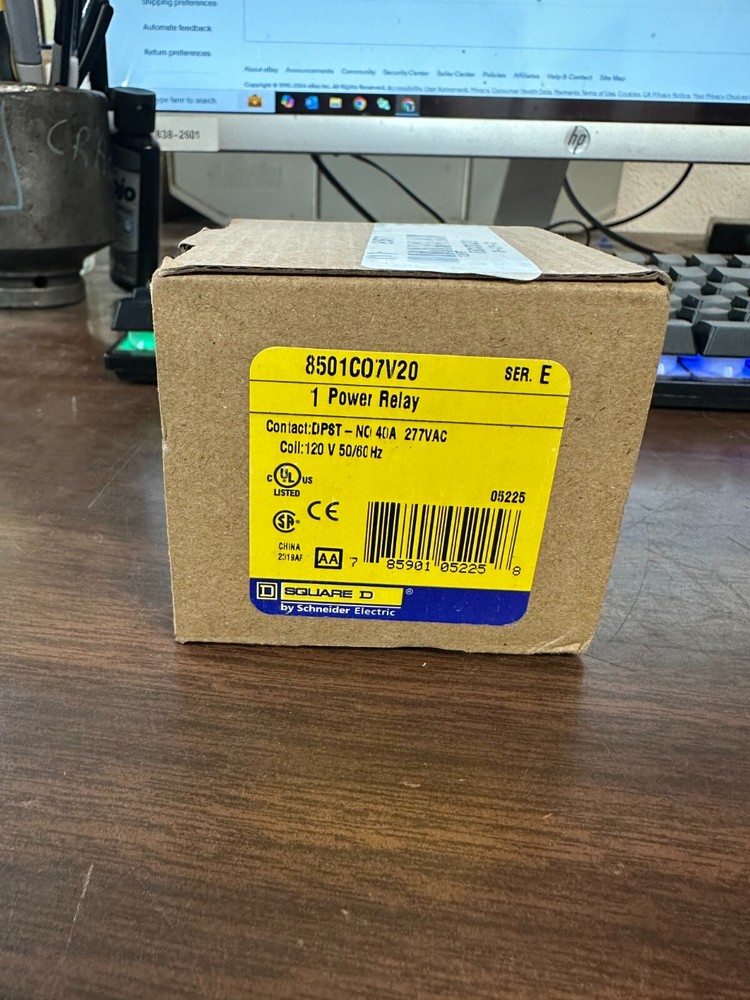 Square D 8501C07V20, 300 Vac, 120V, 50/60Hz Series C Power Relay