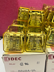 New Lot of 27 IDEC RR2BA-UL-DC110V (18) & RR2BA-U-DC110V (9)