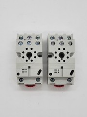 2PC 3XT7112-1DC03C Relay w Socket Base 10A 277V 8Pin 24V Coil 3TX7144-4E2