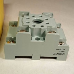 SQUARE D CLASS 8501 TYPE NR52 RELAY SOCKET