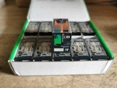 10PCS/1Box New Schneider RXM2AB2BD Miniature Relays 24VDC In Box Brand #SC
