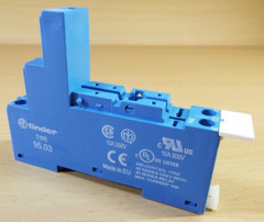 FINDER RELAY SOCKET 95.03 GENERAL PURPOSE 5PIN DIN RAIL SCREW MOUNT 10AMP 2300V