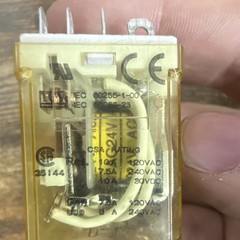 IDEC RH4B-U General Purpose Relay 4PDT AC 24V Coil Plug-In 14-Pin 10A